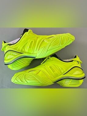 Balenciaga Wmns Tyrex Low ‘Flourescent Yellow’